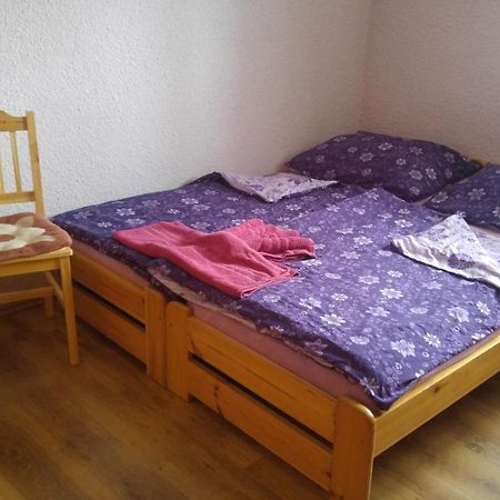 Penzion Apartmány Bečov Bečov nad Teplou Esterno foto