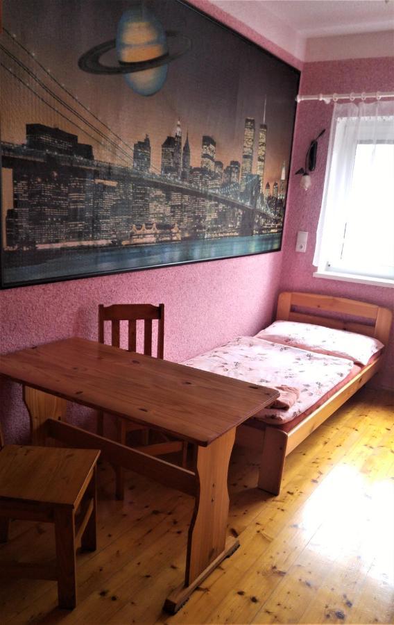 Penzion Apartmány Bečov Bečov nad Teplou Esterno foto