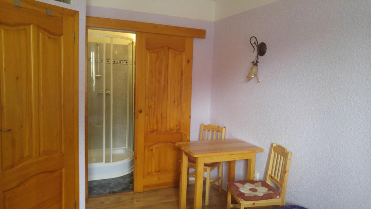 Penzion Apartmány Bečov Bečov nad Teplou Esterno foto